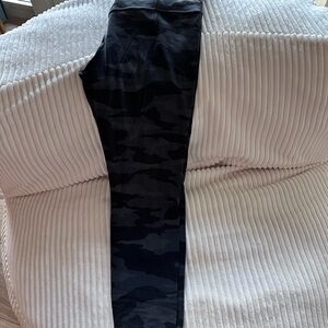 Athleta Black Camouflage Leggings